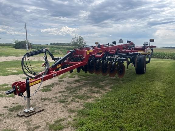 Image of Case IH Ecolo-Tiger 875 equipment image 1
