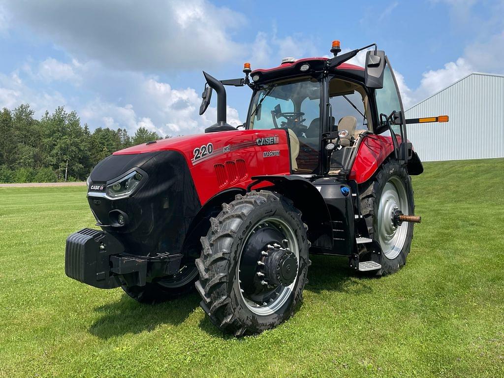 Image of Case IH Magnum 220 Primary image