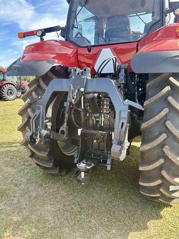 Image of Case IH Magnum 340 equipment image 4