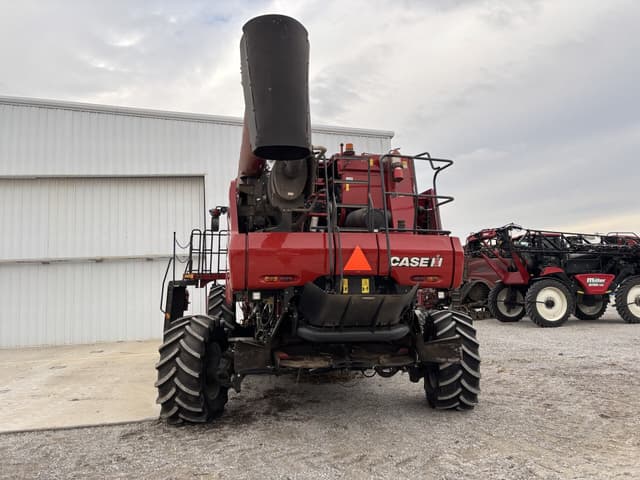Image of Case IH 6150 equipment image 3