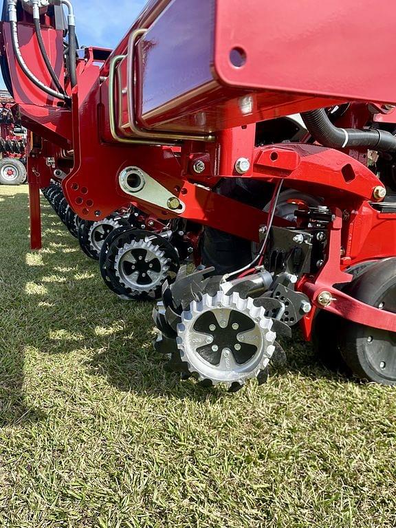 Image of Case IH 2130 equipment image 2