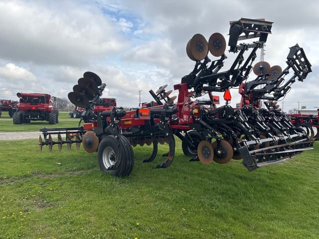 Image of Case IH Ecolo-Tiger 875 equipment image 2