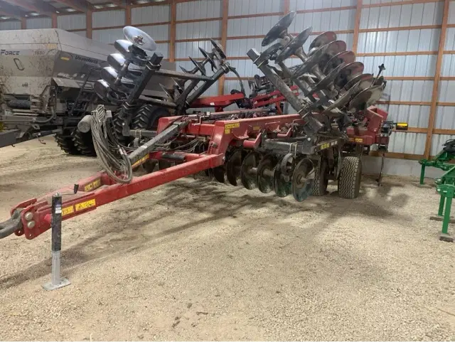 Image of Case IH Ecolo-Tiger 875 equipment image 1