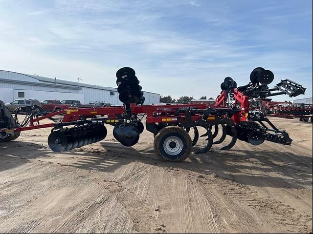 Image of Case IH Ecolo-Tiger 875 equipment image 4