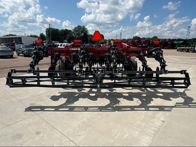 Image of Case IH Ecolo-Tiger 875 equipment image 3