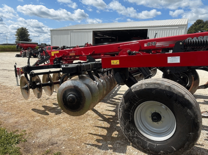 Image of Case IH Ecolo-Tiger 875 Image 1