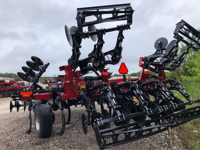 Image of Case IH Ecolo-Tiger 875 equipment image 2