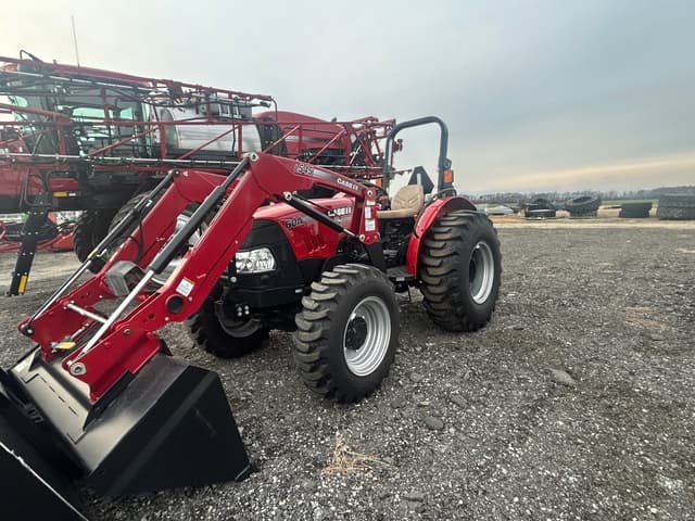 Image of Case IH Farmall 60A equipment image 2