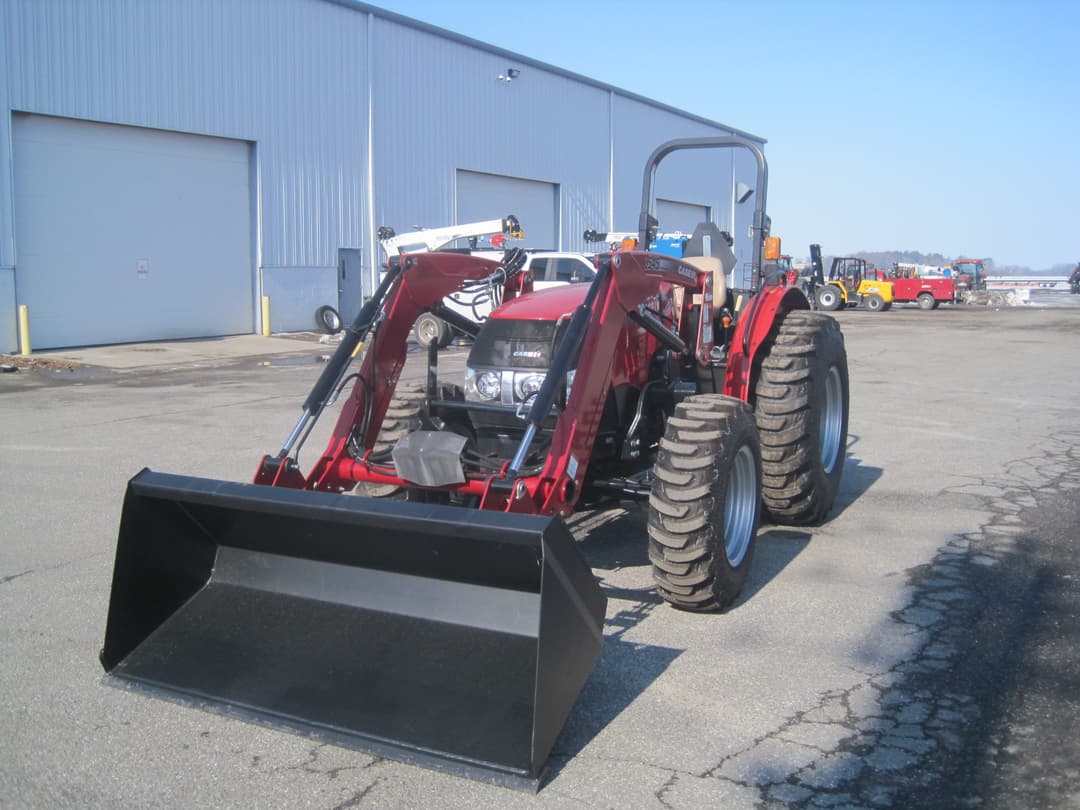 Image of Case IH Farmall 60A Primary image