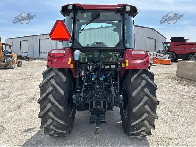Image of Case IH Farmall 100C equipment image 3