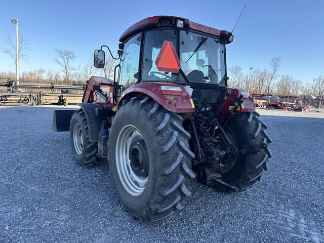Image of Case IH Farmall 100C equipment image 4
