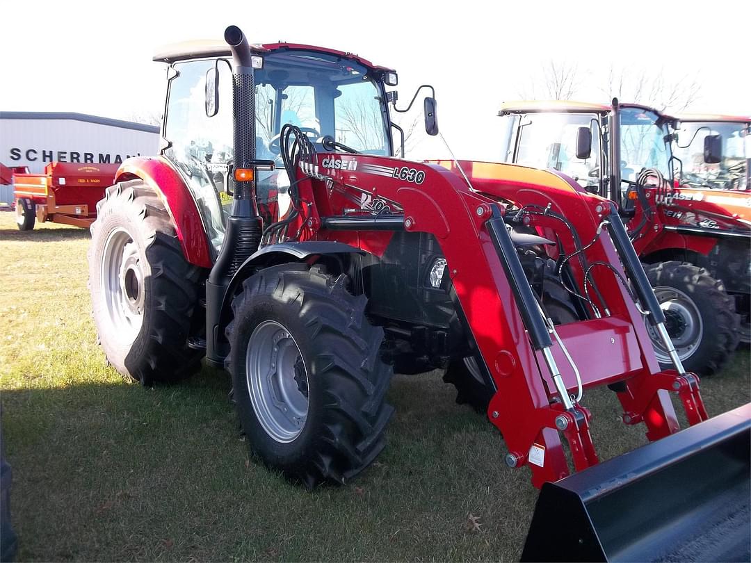 Image of Case IH Farmall 100C Primary Image