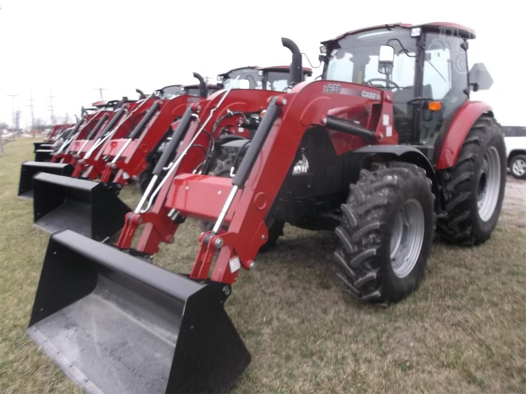 Image of Case IH Farmall 100C Primary Image