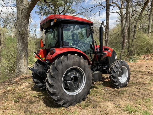 Image of Case IH Farmall 105A equipment image 1