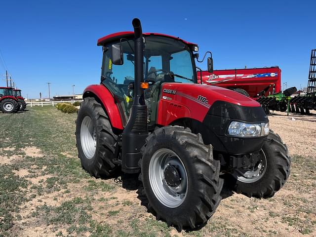 Image of Case IH Farmall 110C equipment image 3