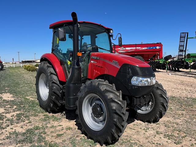 Image of Case IH Farmall 110C equipment image 2