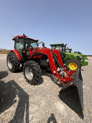 Image of Case IH Farmall 115A equipment image 3