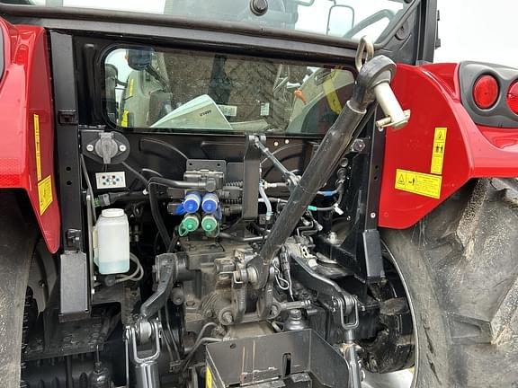 Image of Case IH Farmall 115A equipment image 1