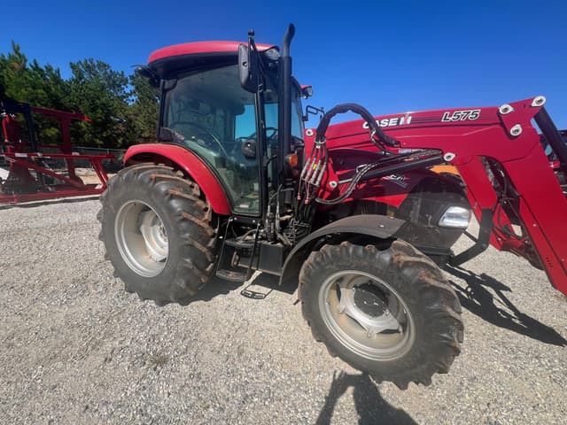 Image of Case IH Farmall 115A equipment image 3