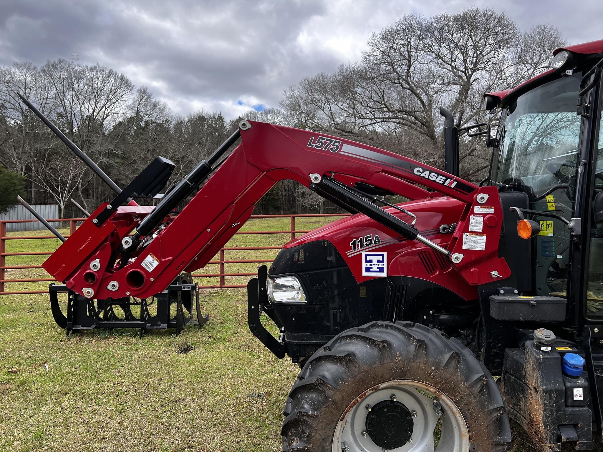 2023 Case IH Farmall 115A Equipment Image0