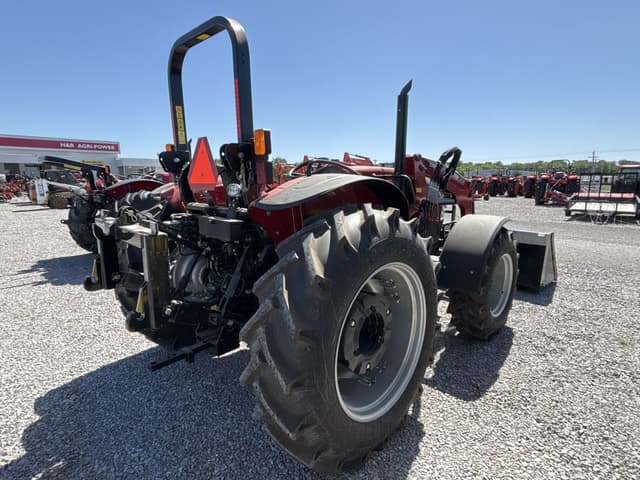 Image of Case IH Farmall 115A equipment image 2