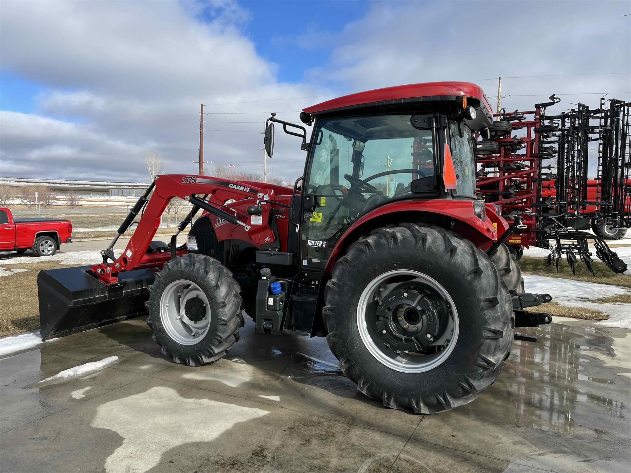 2023 Case IH Farmall 115A Equipment Image0