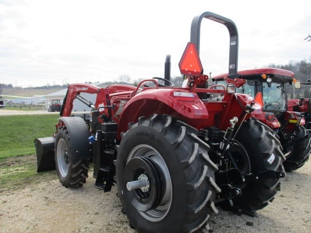 Image of Case IH Farmall 120A equipment image 2