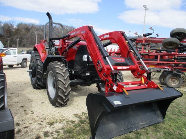 Image of Case IH Farmall 120A equipment image 1