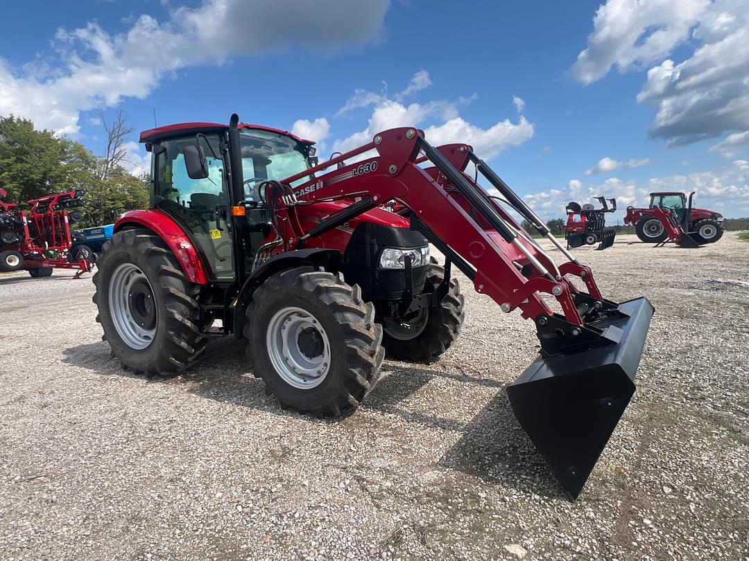 Image of Case IH Farmall 120C Primary image