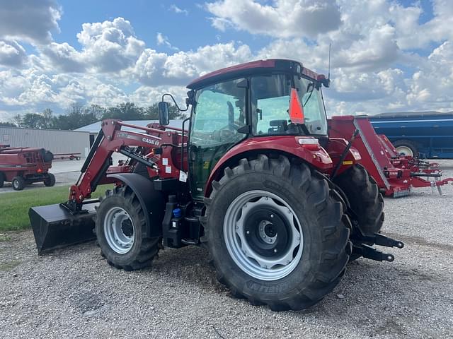 Image of Case IH Farmall 120C equipment image 4