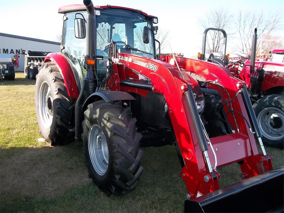 Image of Case IH Farmall 120C Primary Image