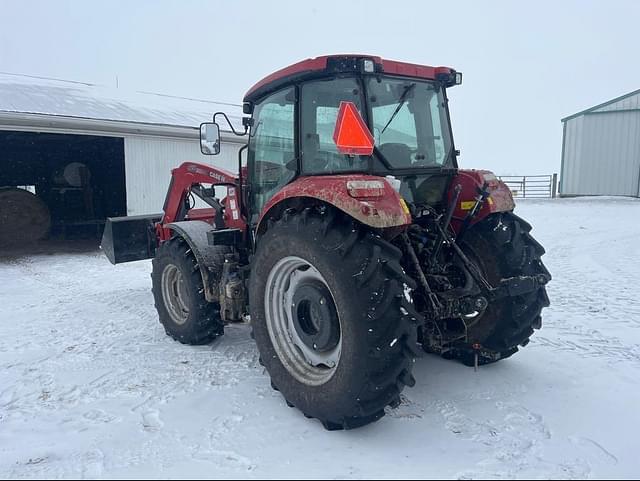 Image of Case IH Farmall 120C equipment image 4