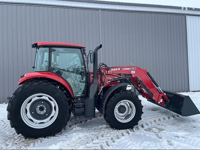 Image of Case IH Farmall 120C equipment image 1