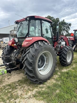 Image of Case IH Farmall 120C equipment image 1