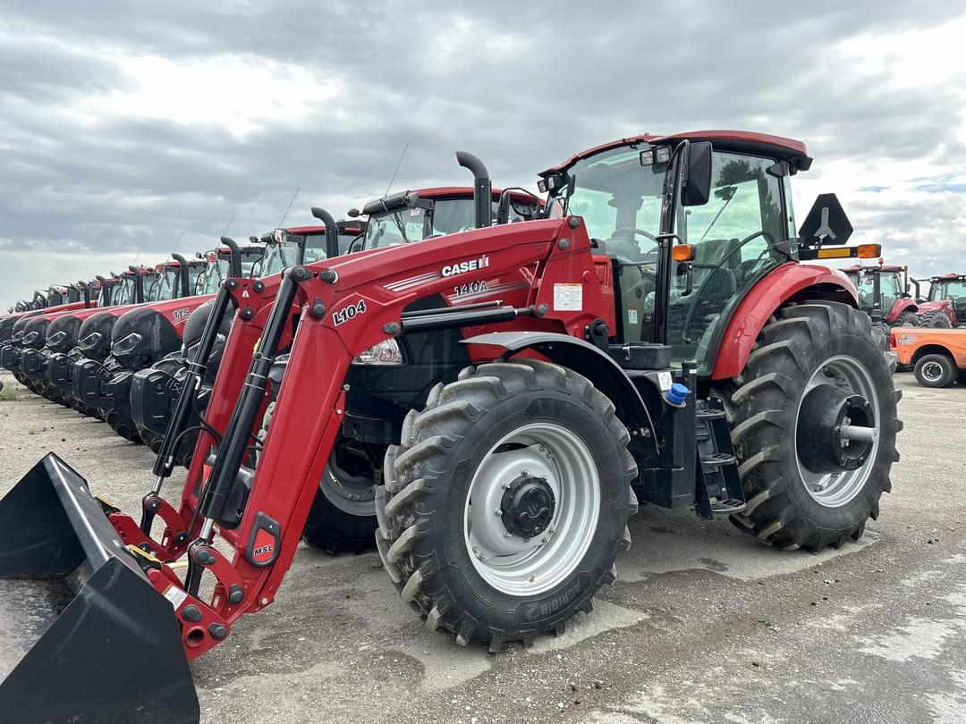 Image of Case IH Farmall 140A Primary image