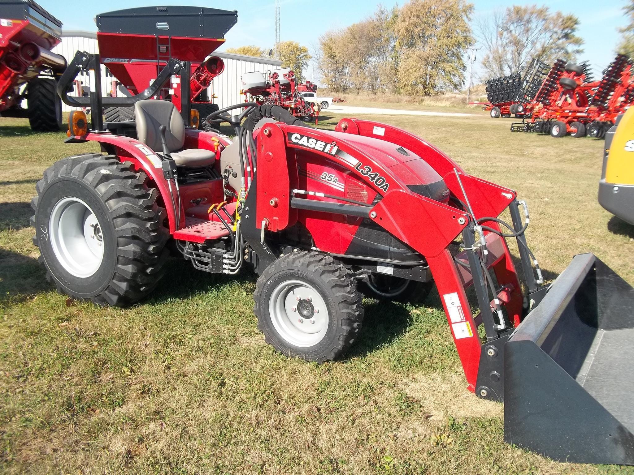 2023 Case IH Farmall 35A Equipment Image0