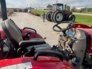 Main image Case IH Farmall 35C 10