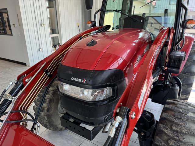 Image of Case IH Farmall 45C equipment image 3