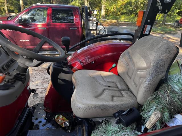 Image of Case IH Farmall 50A equipment image 3