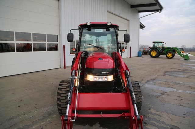 Image of Case IH Farmall 55C equipment image 3