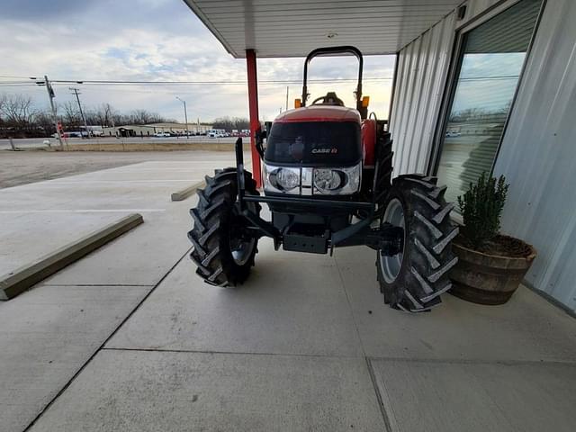 Image of Case IH Farmall 60A equipment image 3