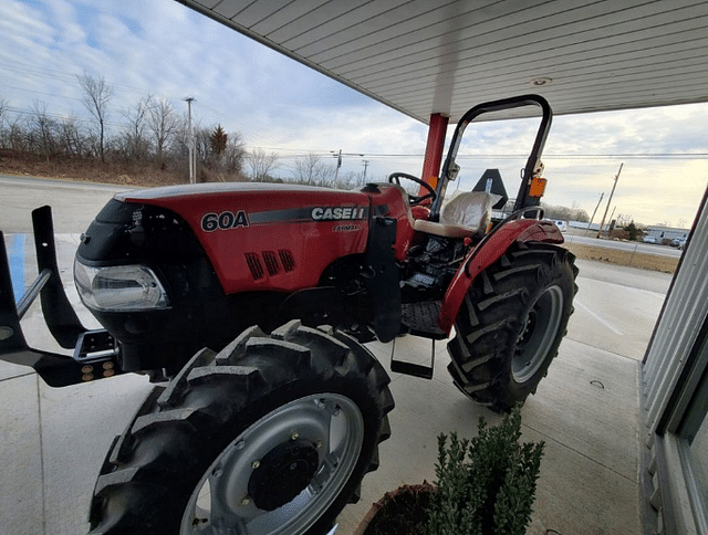 Image of Case IH Farmall 60A equipment image 1