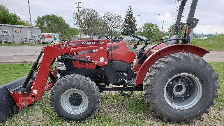 Image of Case IH Farmall 60A Primary Image