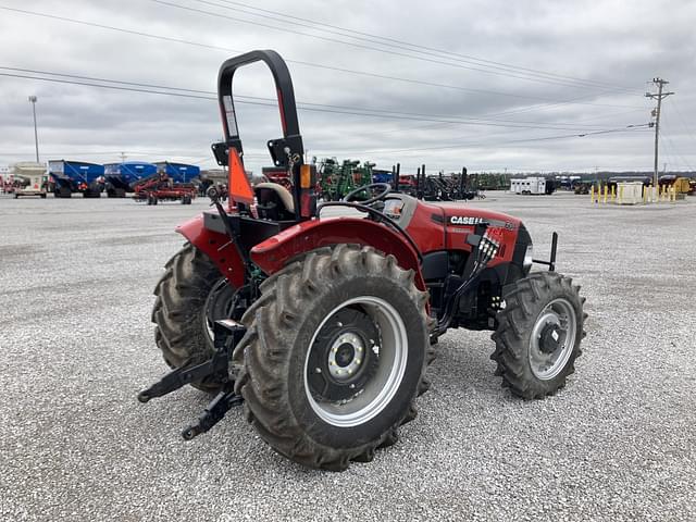 Image of Case IH Farmall 60A equipment image 2