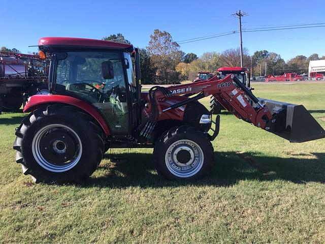 Image of Case IH Farmall 65A equipment image 1