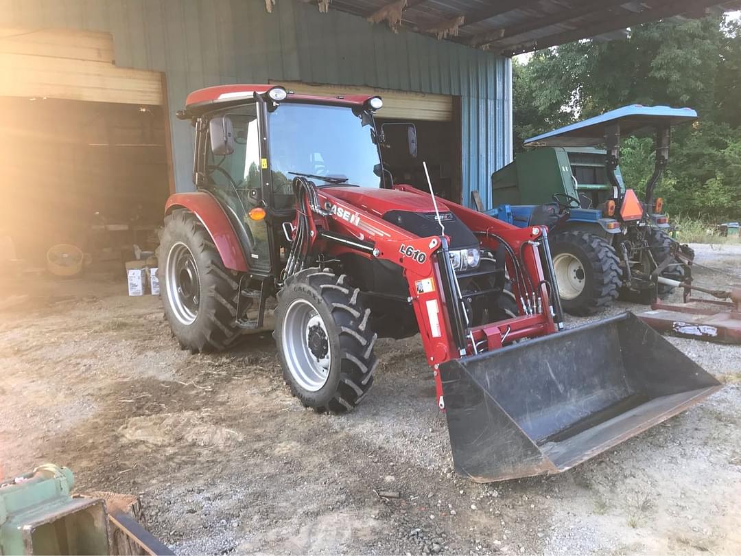 Image of Case IH Farmall 65A Primary image