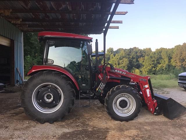 Image of Case IH Farmall 65A equipment image 1