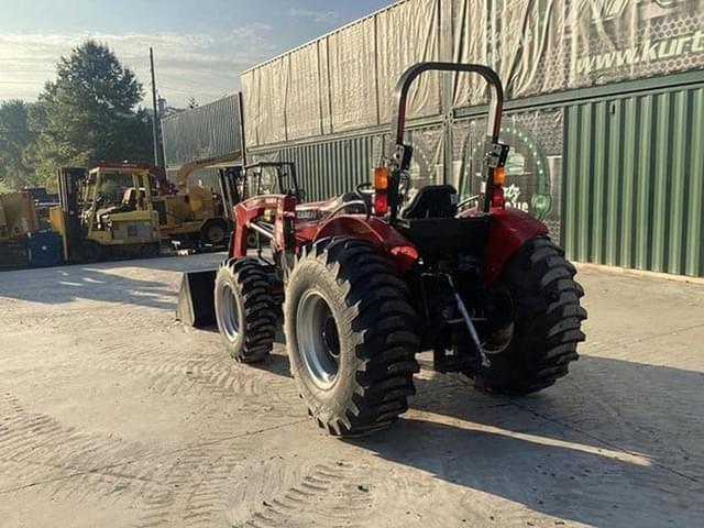 Image of Case IH Farmall 70A equipment image 2