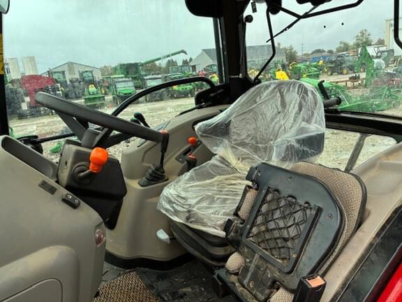 Image of Case IH Farmall 75A equipment image 3