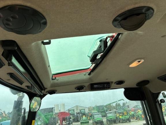 Image of Case IH Farmall 75A equipment image 4